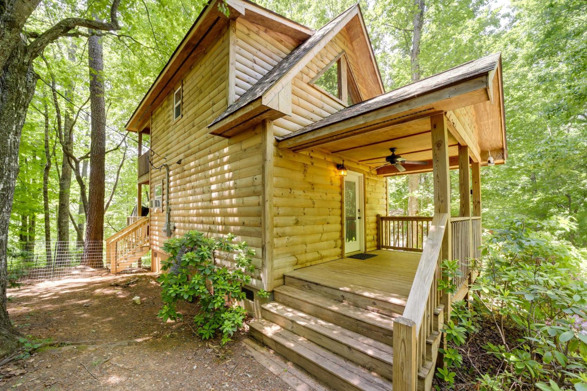 Cozy Whittier Cabin And Yard And Hot Tub, Pets Welcome Bagian luar foto